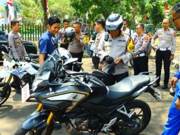 Polres Gresik Gelar Pelatihan Safety Riding Bersama MPM Honda Jatim