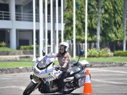 Satlantas Polres Gresik Gelar Pelatihan Safety Riding Gandeng MPM Honda