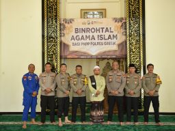 Polres Gresik Gelar Binrohtal, Tingkatkan Iman dan Taqwa