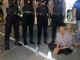 Tim Raimas Satsamapta Polres Tanjung Perak Amankan 2 Pengedar Pil