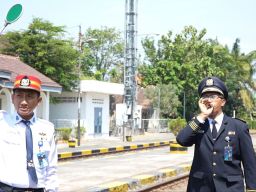 Selama 3 Triwulan 2024, KAI Daop 8 Surabaya Catat Peningkatan Ketepatan Waktu dan Pelayanan KA