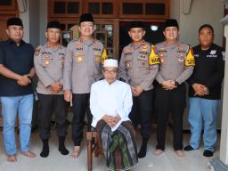 Kapolres Tulungagung Silaturahmi dan Mohon Doa ke Ponpes Al Hikmah Melathen
