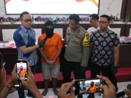 Dua Gengster Ditangkap Polres Mojokerto Kota Resahkan Warga