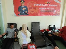 Polres Gresik Gelar Donor Darah di HUT Humas Polri ke-73
