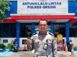 Anggota Satlantas Polres Gresik Mendiang Aiptu Jailani, Patut Diacungi Jempol