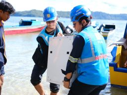 Hari kesaktian Pancasila Listrik PLN Masuk 24 Jam Ratusan Siswa di Maluku Utara Bisa Rasakan Digital