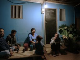  PLN Hadirkan Keadilan Energi Lewat Program Tirai Kasi di Kecamatan Ndona Timur, NTT