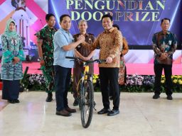 Bupati Subandi Apresiasi Wajib Pajak Panutan, Realisasi Pajak Capai 93,21 Persen