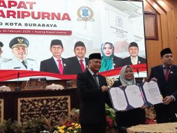 DPRD Kota Surabaya Bersama Wali Kota Tetapkan Sejumlah Peraturan Daerah Strategis Tahun 2026