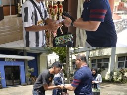 Semangat Berbagi di Bulan Suci Ramadhan 1447 H:Inspirasi Kepedulian Kepala Dinas Pendidikan Jatim