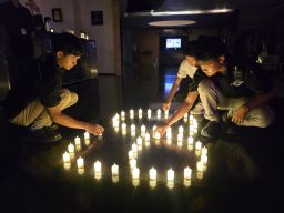 Dukung 20 Tahun Earth Hour,ARTOTEL TS Suites Surabaya Ajak Tamu Ikut Switch Off Bersama