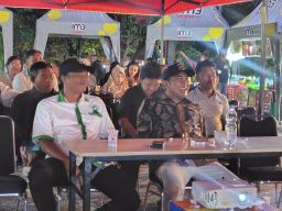 Di Tengah Ramainya Surabaya Vaganza, Ketua Komisi B DPRD Surabaya Pilih Bersama Insan Pers AWS