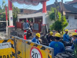 Air Tidak Lancar di Setro V, Perumda Air Minum Surya Sembada Kota Surabaya Respon Cepat