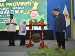 Menuju PON 2028, Khofifah Instruksikan KONI Jatim Perkuat Regenerasi Atlet Berprestasi