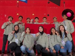 Atlet Jatim Prestasi Di Seri Kejuaraan Panjat Tebing Dunia Raih Medali Perunggu 