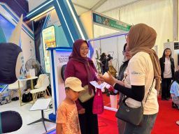 ICONNETJatim Meriahkan Jember Fashion Carnaval 2026, Hadirkan Promo Gratis Instalasi Digital