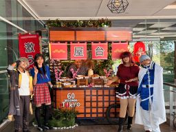 Cosplayer Jadi Jembatan Pengalaman Makanan Khas Jepang di fave hotel Sidoarjo 