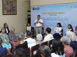 PLN Icon Plus Perkuat Kepedulian Sosial melalui Layanan Kesehatan dan Bantuan bagi Lansia di Malang