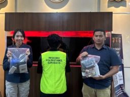 Polrestabes Surabaya Bongkar Pembuatan Tembakau Sintetis, Pelaku juga Sediakan Ganja
