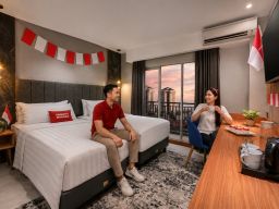 ASTON Inn Jemursari Hadirkan “Merdeka Deals”, Staycation Rp525 Ribu Rayakan HUT RI ke-81
