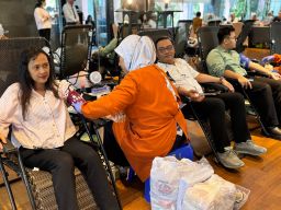 Rayakan Anniversary, Java Paragon Ajak Karyawan Berbagi Kehidupan Lewat Donor Darah