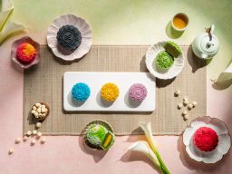 VASA Hotel Surabaya Hadirkan Mooncake 2026 “The Royal Fengxian”