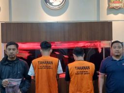 Dua Pengedar dengan 200 Gram Lebih Sabu Diamankan Polrestabes Surabaya 