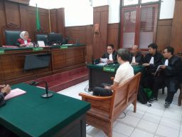 Kuasa Hukum Minta Terdakwa Eko Yuwono Dibebaskan, Nilai Jaksa Tak Mampu Buktikan Unsur Penggelapan