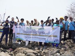 PLN Icon Plus Jatim Dorong Kampung Nelayan Kalibuntu Go Digital,Perkuat Konektivitas dan Kepedulian