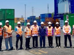 KSOP Utama Tanjung Perak Tinjau Kesiapan E-RTG Baru Di Terminal Petikemas Nilam