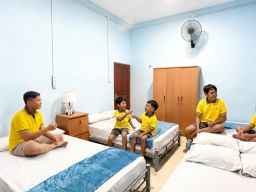 Aston Inn Jemursari dan Archipelago Hotels Ubah Kamar Lama untuk Anak Pejuang Kanker