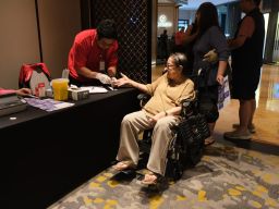 Hari Jantung Sedunia,Sheraton Surabaya Gelar Pemeriksaan Kesehatan Jatung,Pilates Hingga Podcast