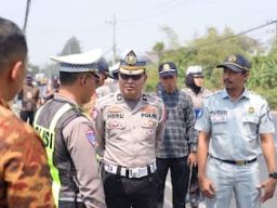 Satlantas Polres Gresik dan ITS Turun Langsung Petakan Kerawanan Lalu Lintas di Krikilan