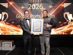 Transformasi Green dan Smart Terminal Antarkan TTL Raih Dua Penghargaan Internasional