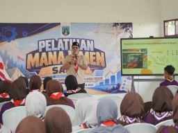 Inspirasi dari Founder Baba Rafi, Kak Hendy Setiono Ajak Pramuka Jatim Berani Berwirausaha