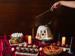 Halloween Elegan dan Penuh Cita Rasa di JW Marriott Surabaya