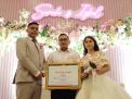 Pengantin Baru Sumbangkan Uang Buwuhan Untuk Bantu Bangun Sumur Bor
