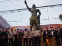 Kapolda Jatim Meresmikan Monumen Patung Patih Gajah Mada Jaga Bangsa