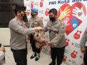 Kapolda Jatim Cek  Anggota Donor Konvalesen, PMI Surabaya Kemanusiaan