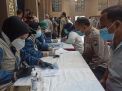 Tingkatkan Herd Immunity Jawa Timur, Polisi dan Kiai Gelar Vaksinasi
