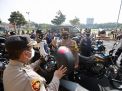 Kapolda Jatim Bagi 250 Motor dan 2 Unit Mobil, Kinerja Bhabinkamtibmas