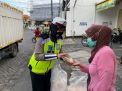 Satlantas Polres Gresik Gelar Baksos, "Tiada Hari Tanpa Berbagi"