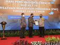 Kapolda Terima PWI Jatim Award