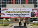 Kapolres Gresik Beri Bingkisan pada 75 Anggota yang Ultah Bulan Mei