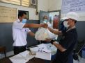 Pelindo lll Berikan Bantuan Sembako pada TKBM