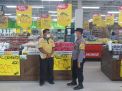 Polsek Manyar Patroli Tempat Perbelanjaan Himbau Prokes
