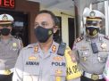 Polres Pasuruan Kota Edukasi Pengguna Helm Magic Com