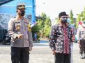 Simbol Lawan Covid, Kapolres Jombang Kibarkan Bendera Merah Putih