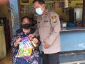 Polres Gresik Terus Salurkan Bansos, Indonesia Tangguh - Bangkit