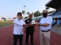 Ketua DPD RI Serahkan Bantuan Peralatan Latihan, Cek SSB LaNyalla FC